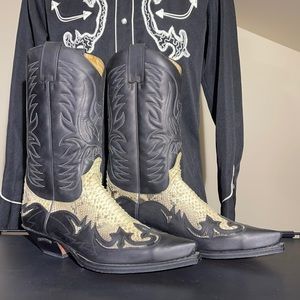 VTG cowboy boots